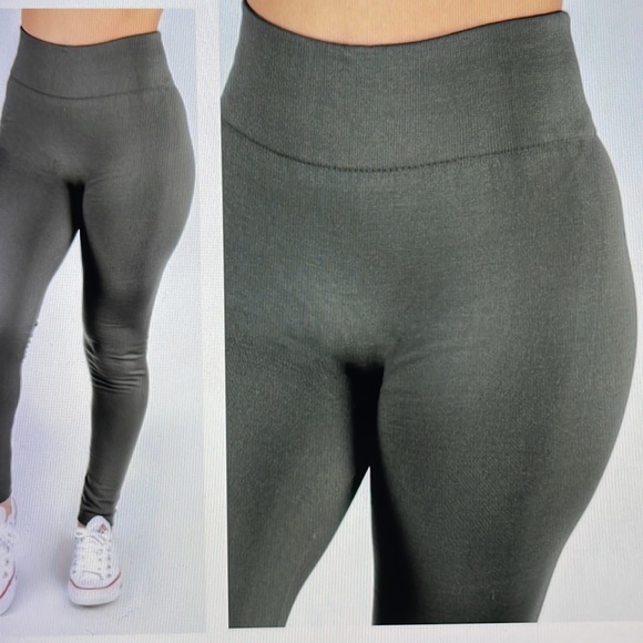 🆕Only 2 remaining 💕very popular 🔥! Fleece Lined leggings - Picture 2 of 2